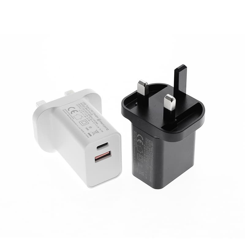 UK Standard 15V 2A PD 30W Fast Charging Charger